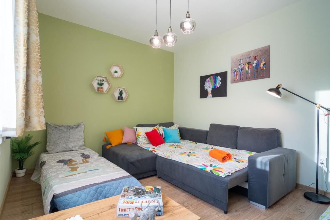 Madrid 2Bdr W Free Parking Near Metro, Serdika Mall 소피아 외부 사진