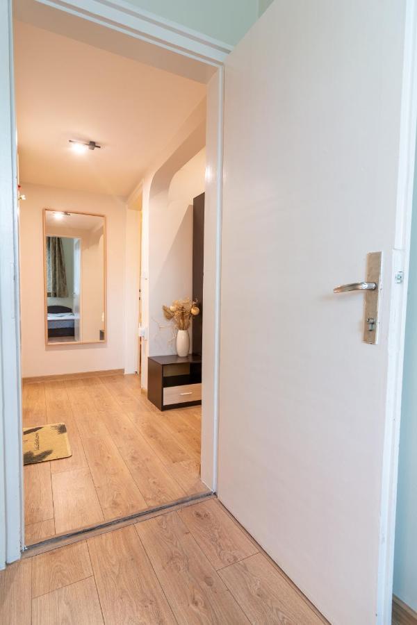 Madrid 2Bdr W Free Parking Near Metro, Serdika Mall 소피아 외부 사진